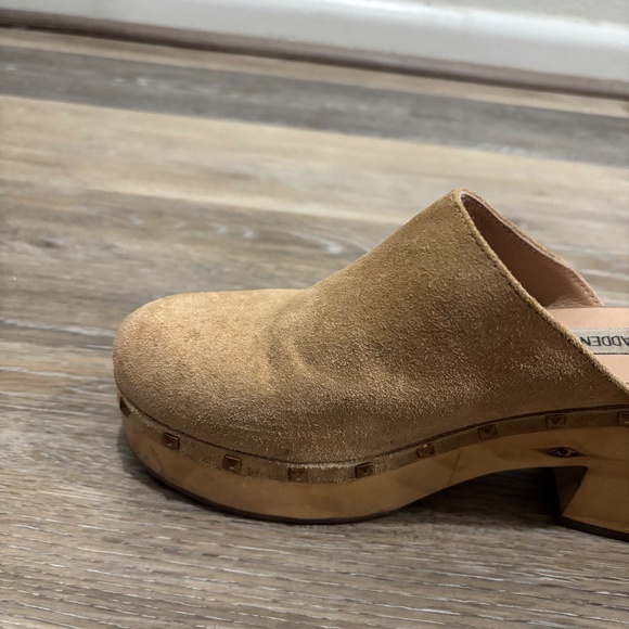STEVE MADDEN SUEDE CLOG - Picture 5 of 11